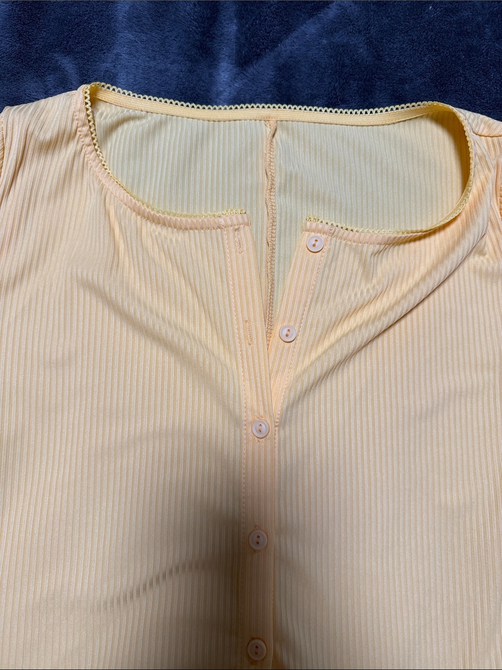 Zaful Soft Yellow Ribbed Button-Front Top - Picture 3 of 6